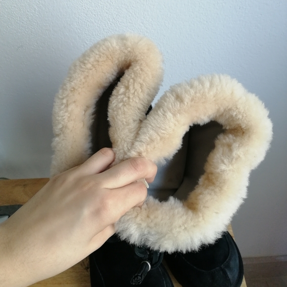 Ugg boots - Picture 3 of 7